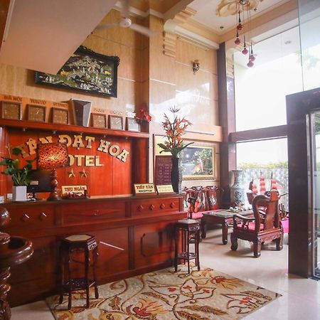 Tan Dat Hoa Hotel & Massage Хошимін Екстер'єр фото