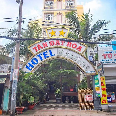 Tan Dat Hoa Hotel & Massage Хошимін Екстер'єр фото